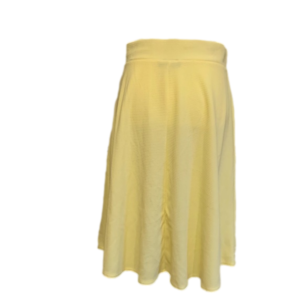 ✨NWOT- Butter Yellow Midi skirt